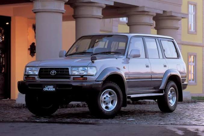 Solar Screens for 80 Series Landcruiser