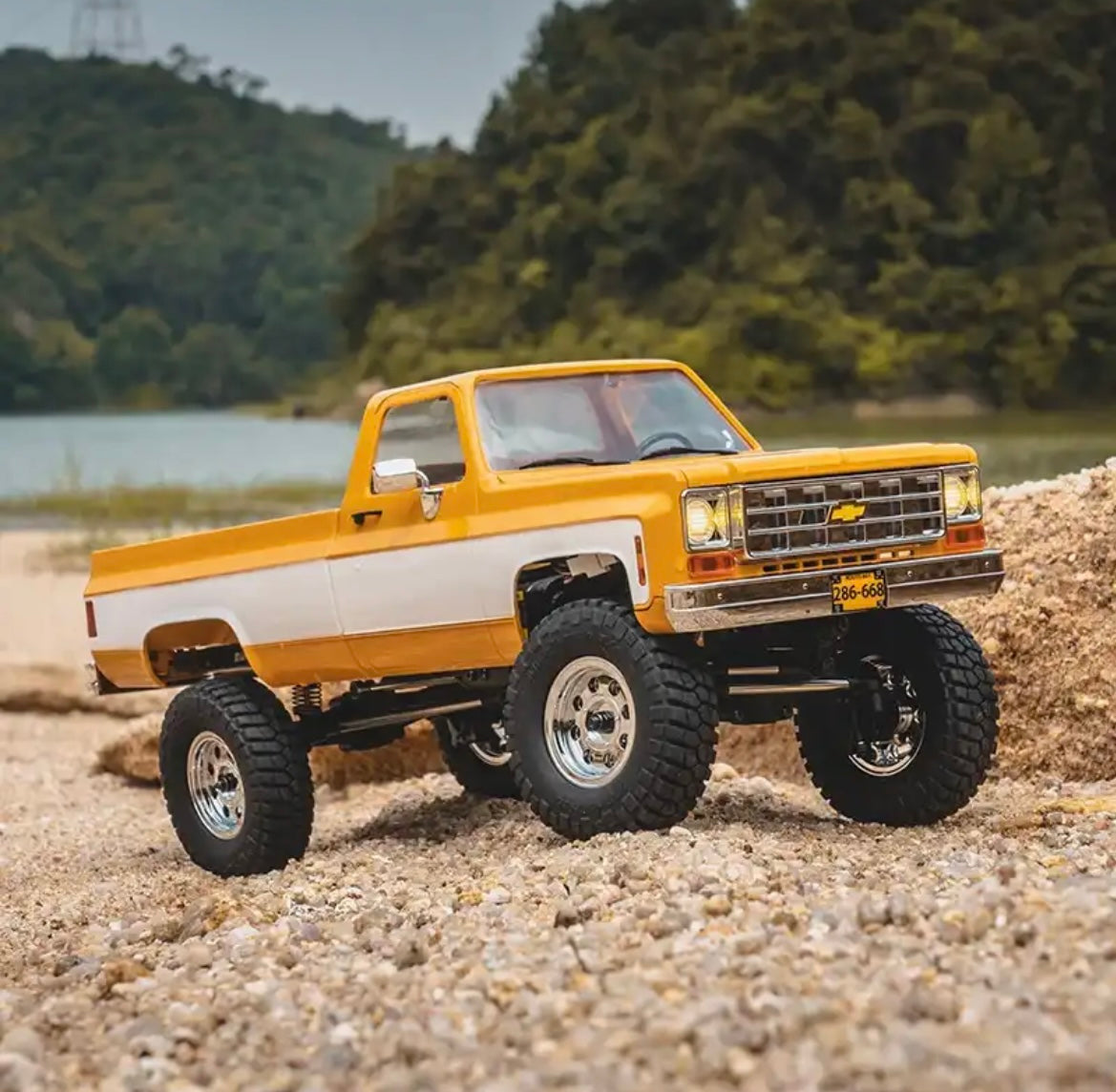 FMS 1:18 Scale Chevrolet K10 RTR FCX18