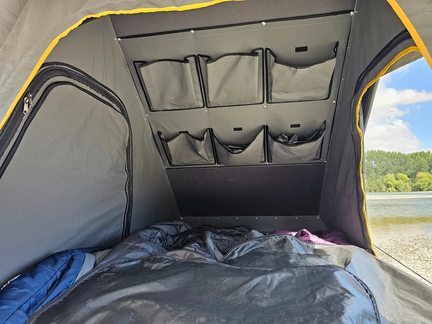 Quick Pitch Hard Shell Roof Tent - Made in South Africa