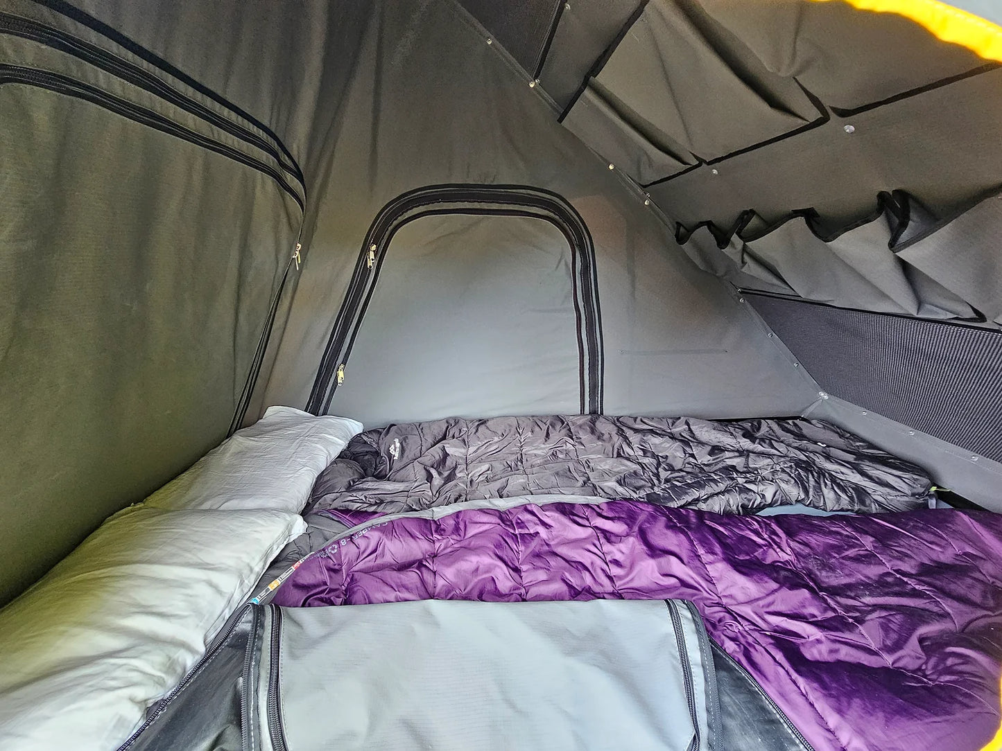 Quick Pitch Hard Shell Roof Tent - Made in South Africa